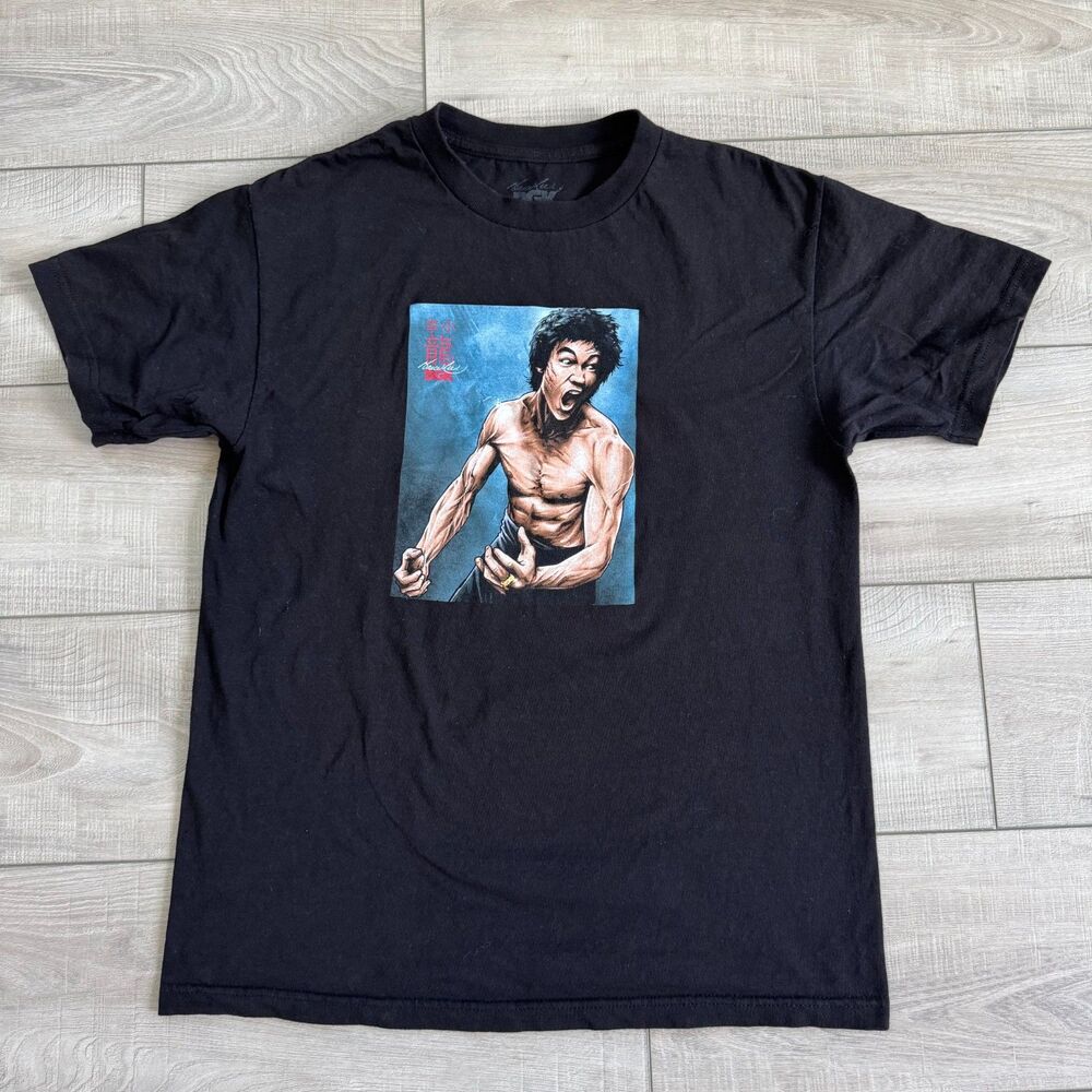 DGK x Bruce Lee Men's Graphic t shirt black, crewneck, short sleeves, Medium